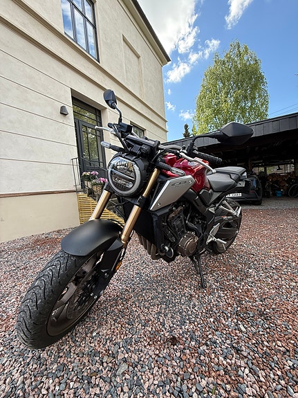 Honda CB650R 3 of 16
