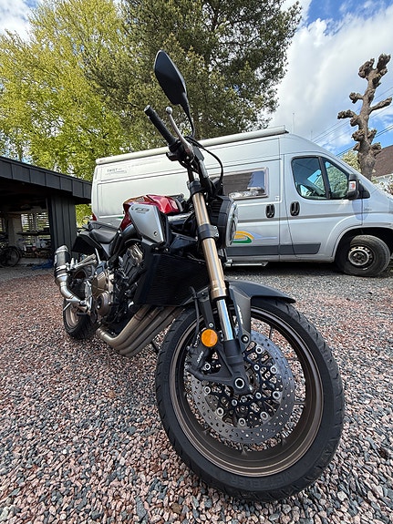 Honda CB650R 9 of 16