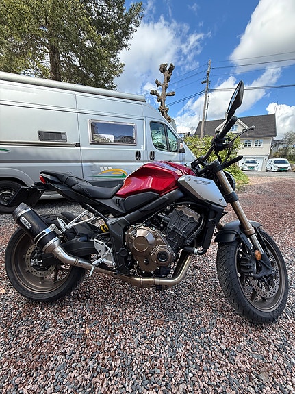 Honda CB650R 8 of 16