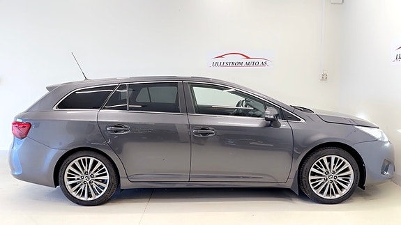 Toyota Avensis 6 of 14
