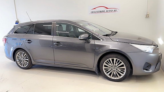 Toyota Avensis 7 of 14