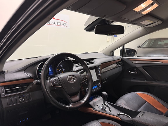 Toyota Avensis 11 of 14