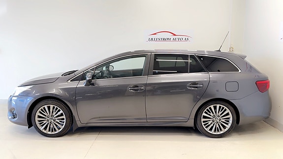 Toyota Avensis 5 of 14