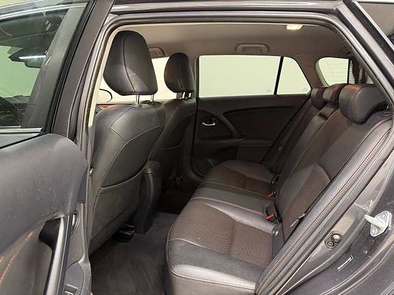 Toyota Avensis 14 of 14