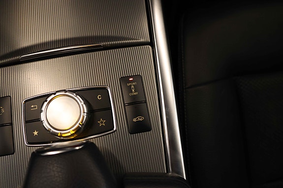 Mercedes-Benz E250 23 of 30