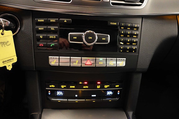 Mercedes-Benz E250 24 of 30