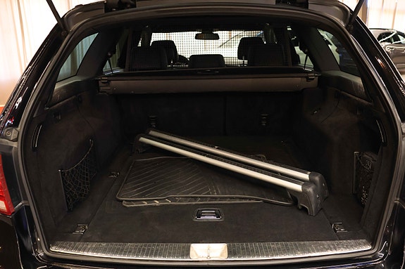 Mercedes-Benz E250 16 of 30