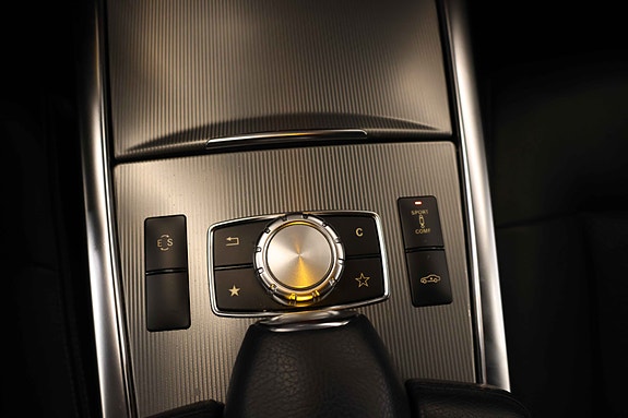 Mercedes-Benz E250 22 of 30