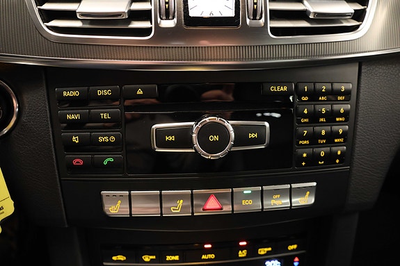 Mercedes-Benz E250 26 of 30