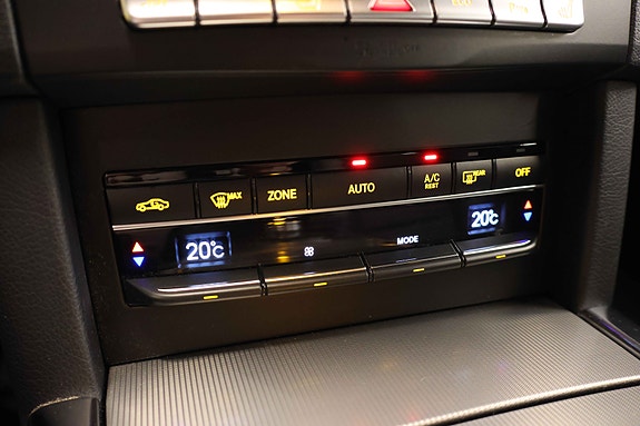 Mercedes-Benz E250 25 of 30