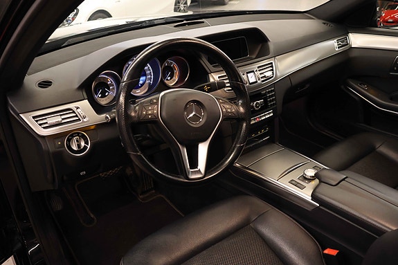 Mercedes-Benz E250 21 of 30