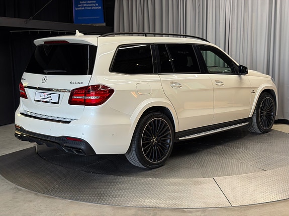 Mercedes-Benz GLS63 2 of 23