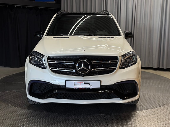 Mercedes-Benz GLS63 4 of 23