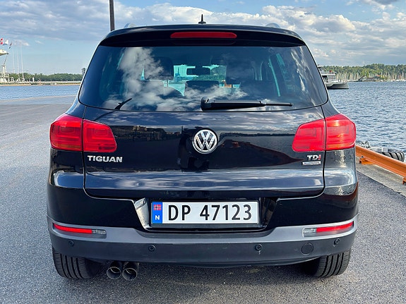 Volkswagen Tiguan 6 of 16