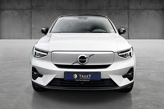 Volvo C40 4 of 5