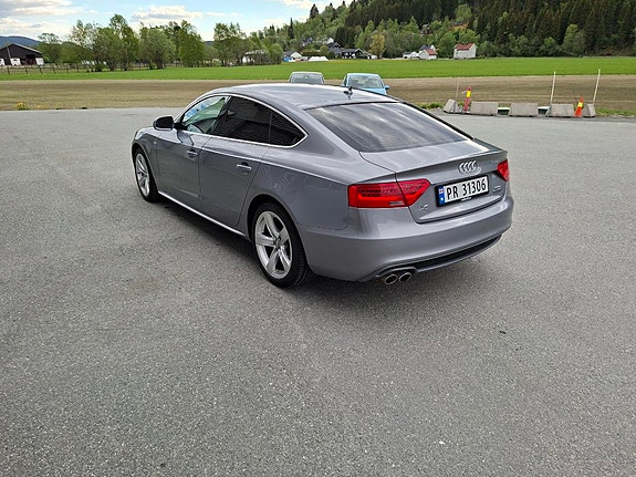 Audi A5 9 of 20