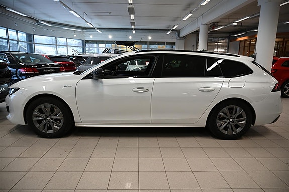 Peugeot 508 2 of 5