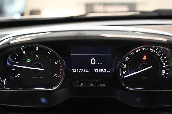 Peugeot 2008 19 of 30