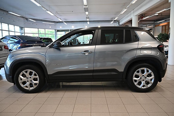 Jeep Avenger 2 of 5