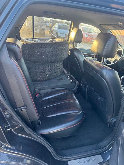 Hyundai Santa Fe 5 of 5