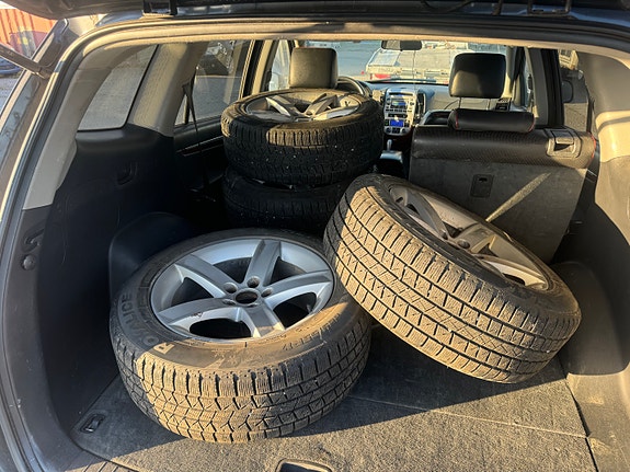 Hyundai Santa Fe 2 of 5