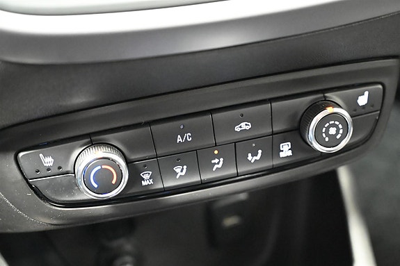 Opel Crossland X 25 of 30