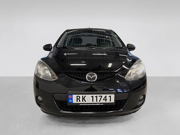 Mazda 2 2 of 5
