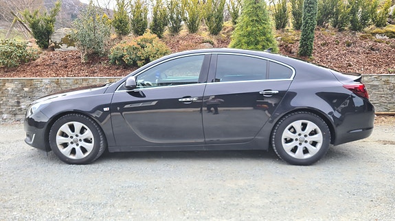 Opel Insignia 3 of 30