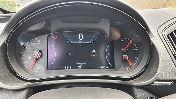 Opel Insignia 14 of 30
