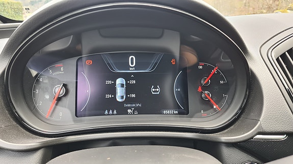 Opel Insignia 13 of 30