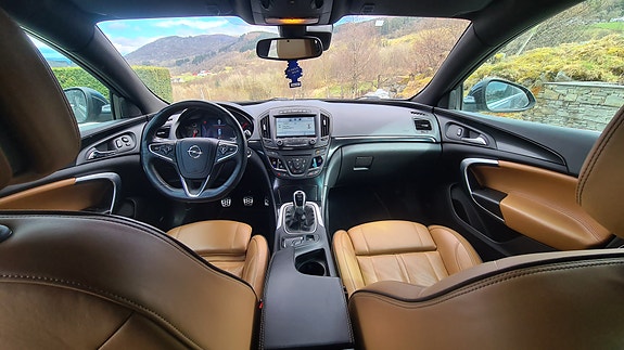Opel Insignia 5 of 30