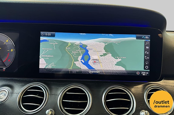 Mercedes-Benz E400 d 22 of 26