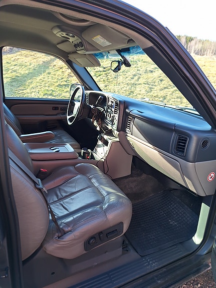 Chevrolet Tahoe 5 of 5