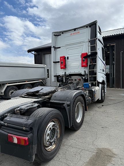 Mercedes-Benz Actros 2553 6 of 7