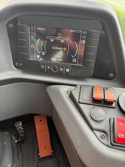 CLAAS Scorpion 741 Varipower 9 of 10
