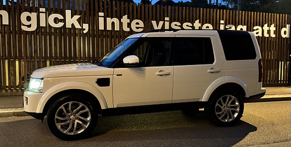 Land Rover Discovery 4 13 of 30