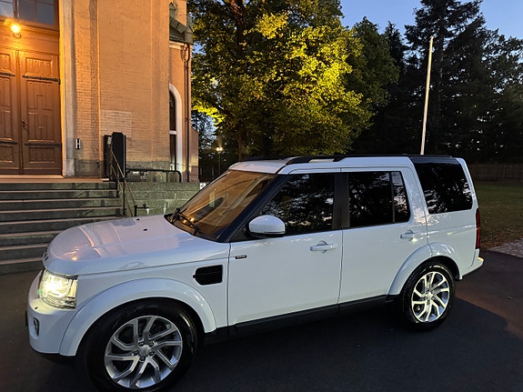 Land Rover Discovery 4 14 of 30