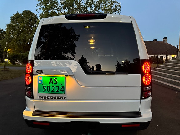 Land Rover Discovery 4 20 of 30