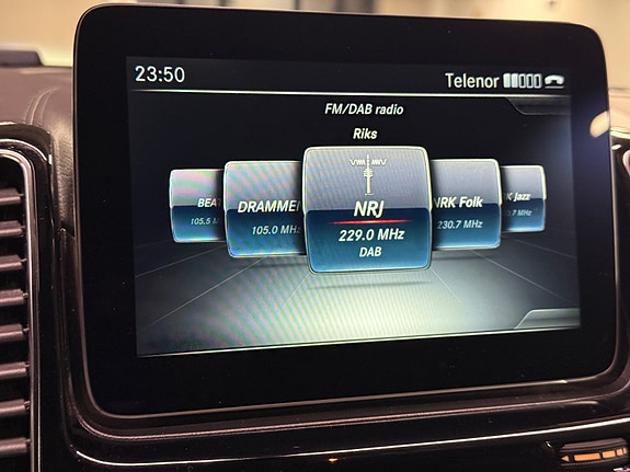 Mercedes-Benz GLS350 d 14 of 22