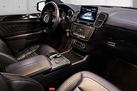 Mercedes-Benz GLS350 d 10 of 22