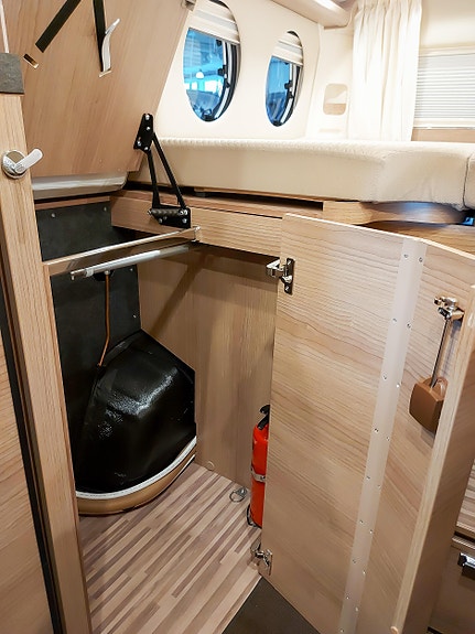 Malibu by Carthago Van 640 17 of 21