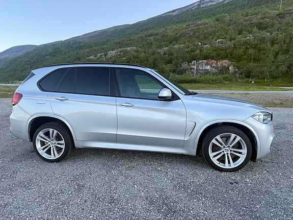BMW X5 4 of 5