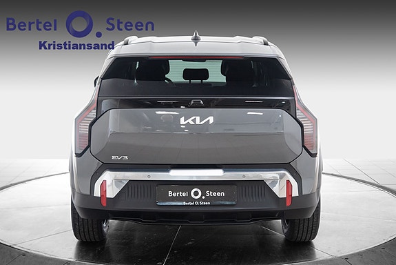 Kia EV3 4 of 5