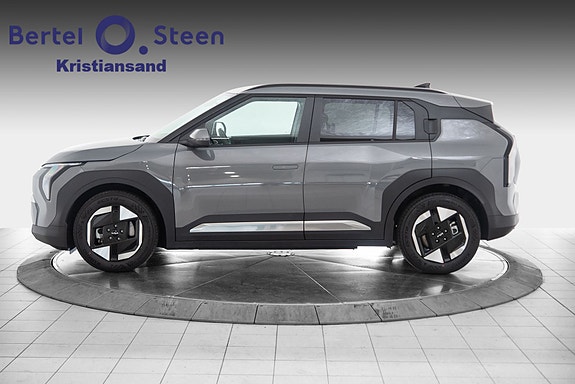 Kia EV3 2 of 5