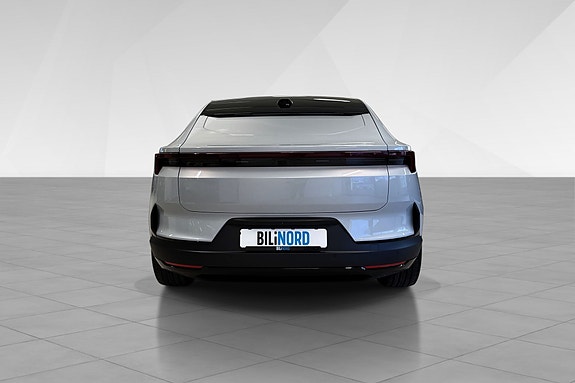 Polestar 4 5 of 5