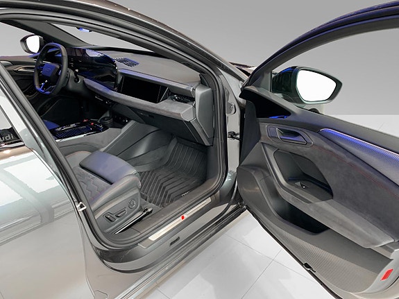 Audi A6 e-tron 14 of 30