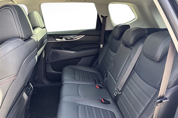 Maxus Euniq 6 11 of 20