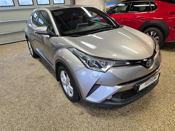 Toyota C-HR 9 of 30
