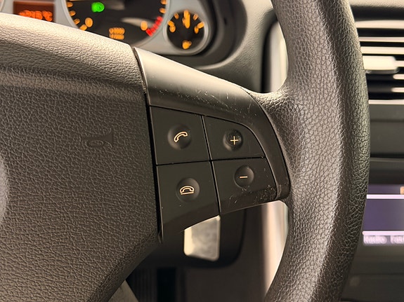 Mercedes-Benz B180 17 of 26
