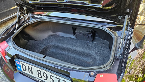 Mazda MX-5 27 of 29